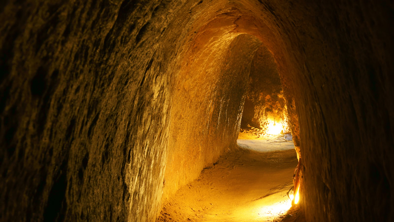 vietnam-saigon-cu-chi-tunnels